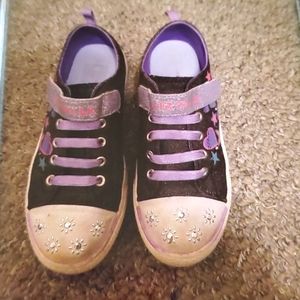 Gently worn Girls Shoes size 1.5